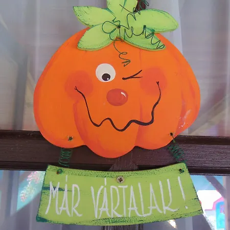 Jucus Vendeghaz 3* Zalahaláp