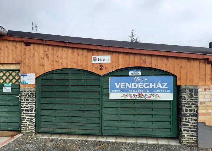 Jucus Vendégház Affittacamere 3*