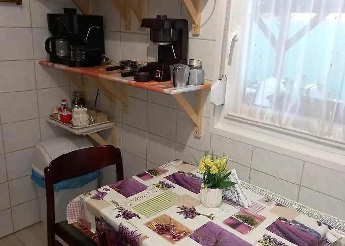 Affittacamere Jucus Vendégház Zalahaláp